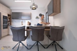 דר' א. מטירת כרמל.